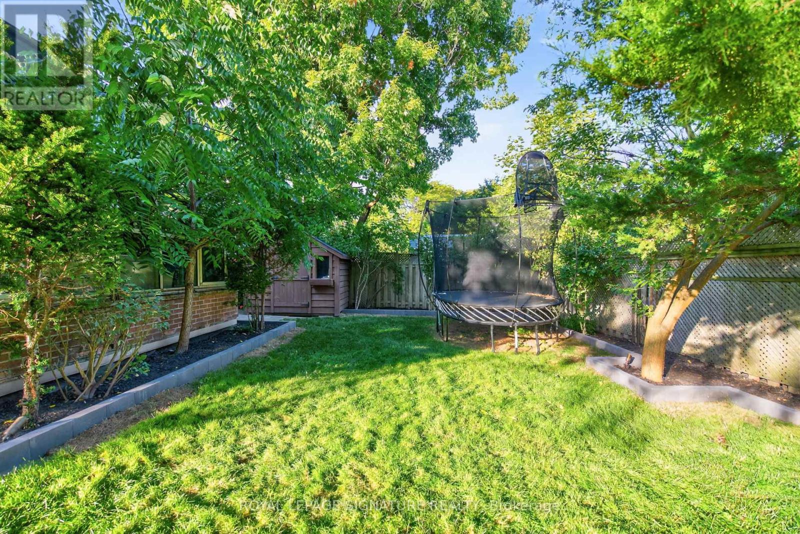 2254 Carol Road, Oakville (Fd Ford), Ontario  L6J 5L1 - Photo 44 - W12447019