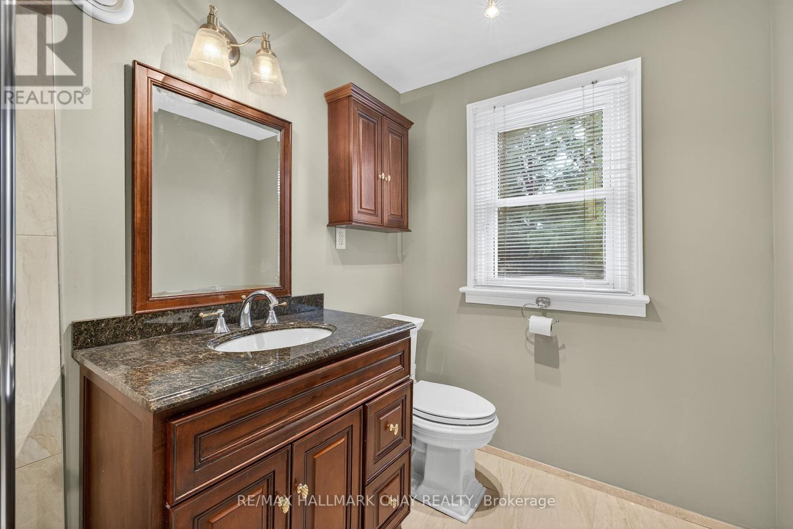 33 Mill Street S, Brampton (Downtown Brampton), Ontario  L6Y 1S7 - Photo 23 - W12447029
