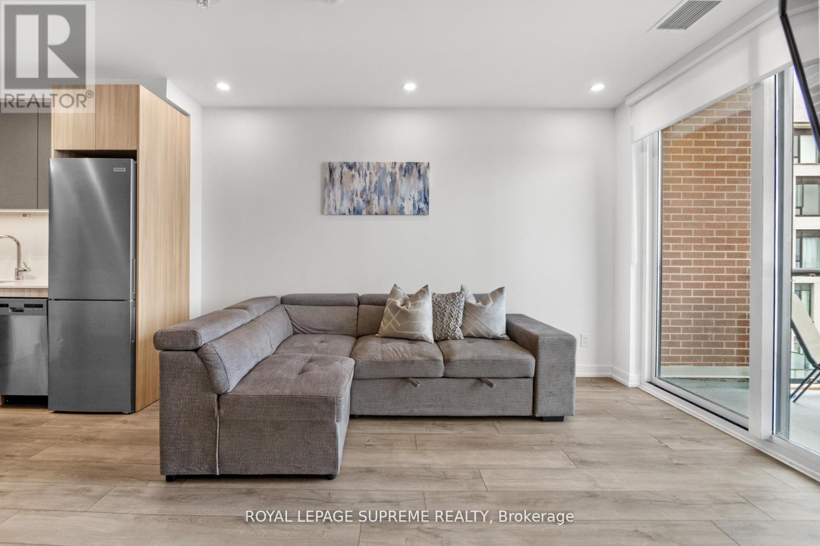 925 - 3100 Keele Street, Toronto (Downsview-Roding-Cfb), Ontario  M3M 0E1 - Photo 16 - W12447052