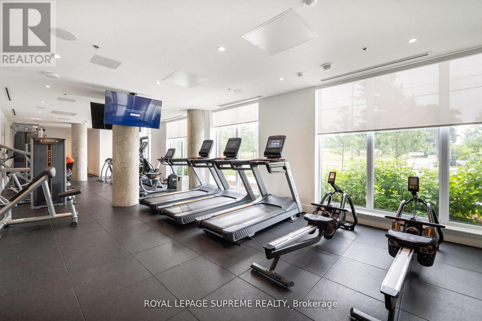 925 - 3100 Keele Street, Toronto (Downsview-Roding-Cfb), Ontario  M3M 0E1 - Photo 24 - W12447052