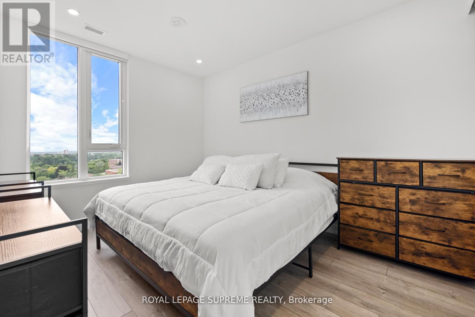 925 - 3100 Keele Street, Toronto (Downsview-Roding-Cfb), Ontario  M3M 0E1 - Photo 40 - W12447052