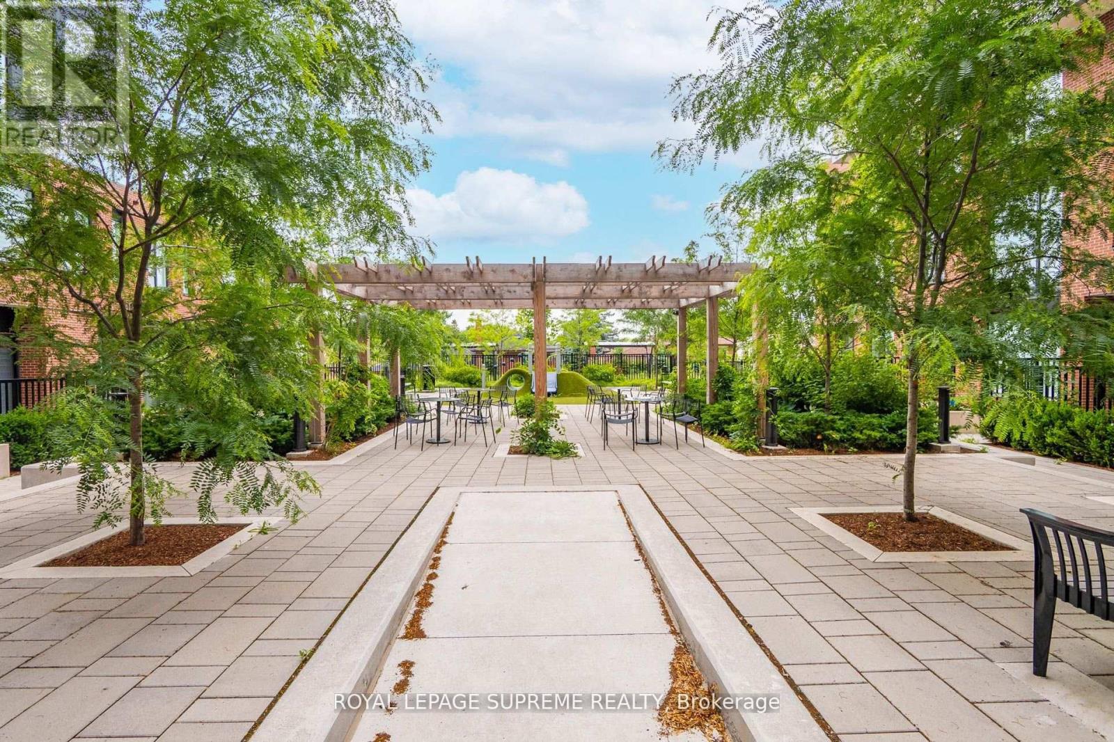 925 - 3100 Keele Street, Toronto (Downsview-Roding-Cfb), Ontario  M3M 0E1 - Photo 44 - W12447052