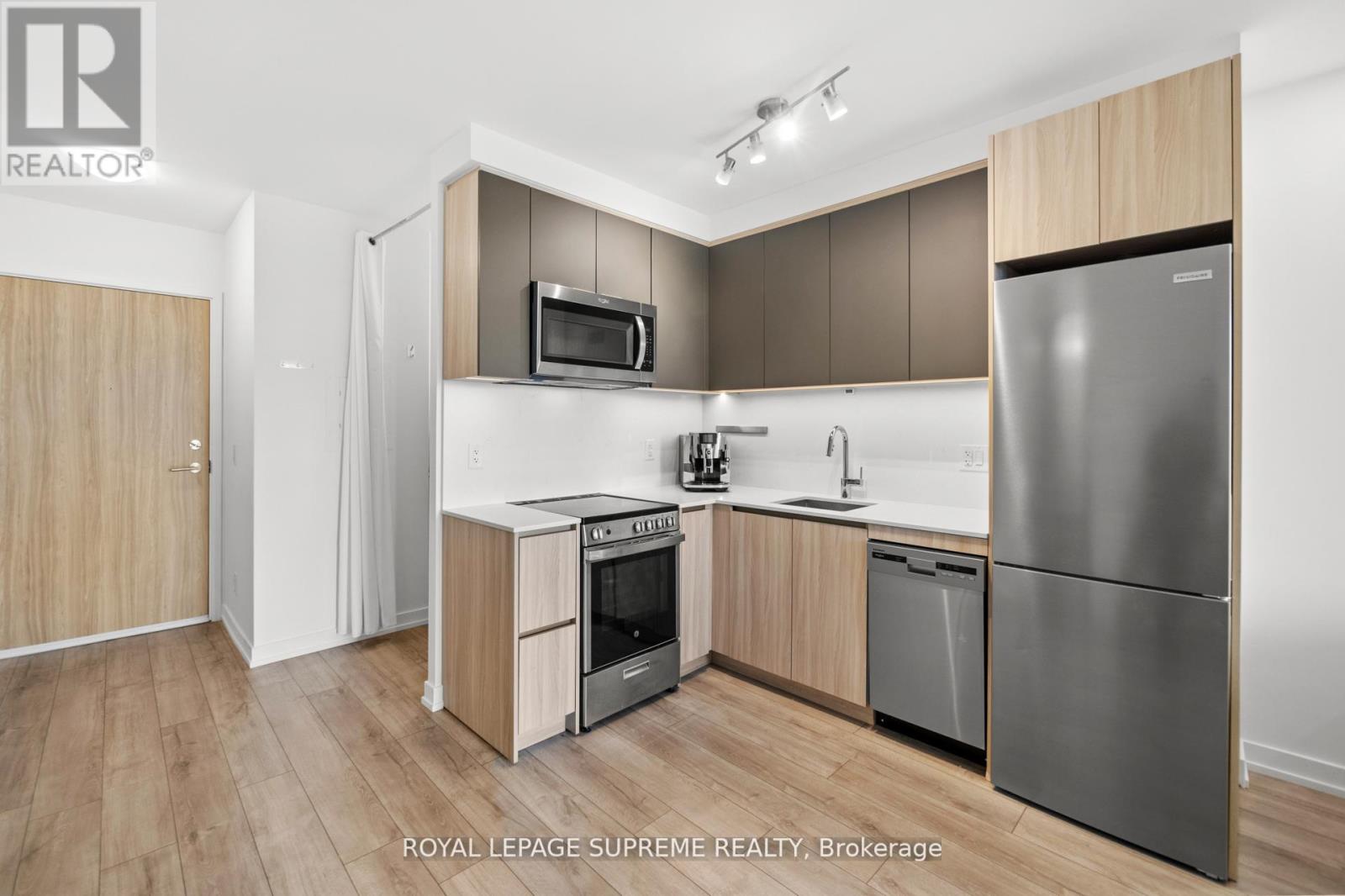 925 - 3100 Keele Street, Toronto (Downsview-Roding-Cfb), Ontario  M3M 0E1 - Photo 50 - W12447052