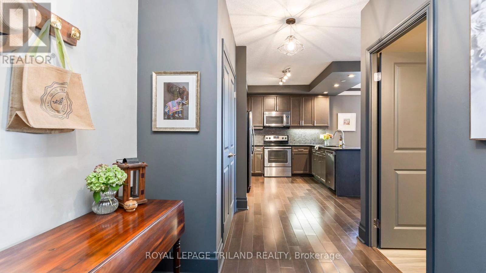 2303 - 330 Ridout Street N, London East, Ontario  N6C 3Z3 - Photo 13 - X12433191