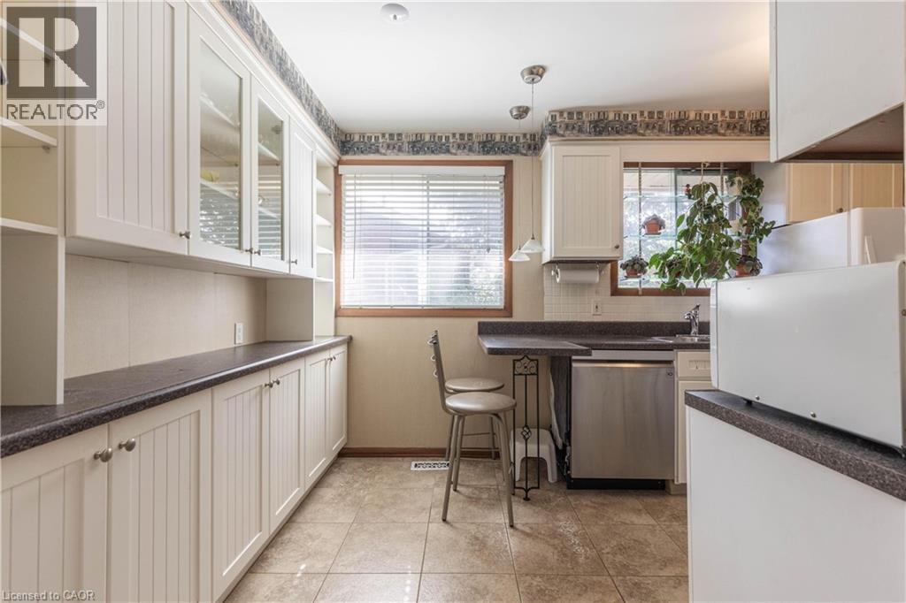8 Jefferson Drive, St. Catharines, Ontario  L2N 3T9 - Photo 11 - 40776777