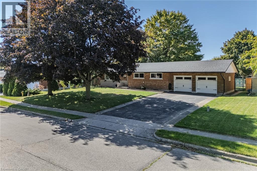 60 Alexander Avenue, Cambridge, Ontario  N1R 5K7 - Photo 1 - 40776177