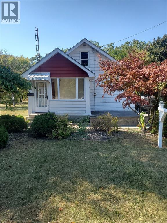 1027 Colborne Road, Sarnia, Ontario  N7V 3K6 - Photo 1 - 25025382