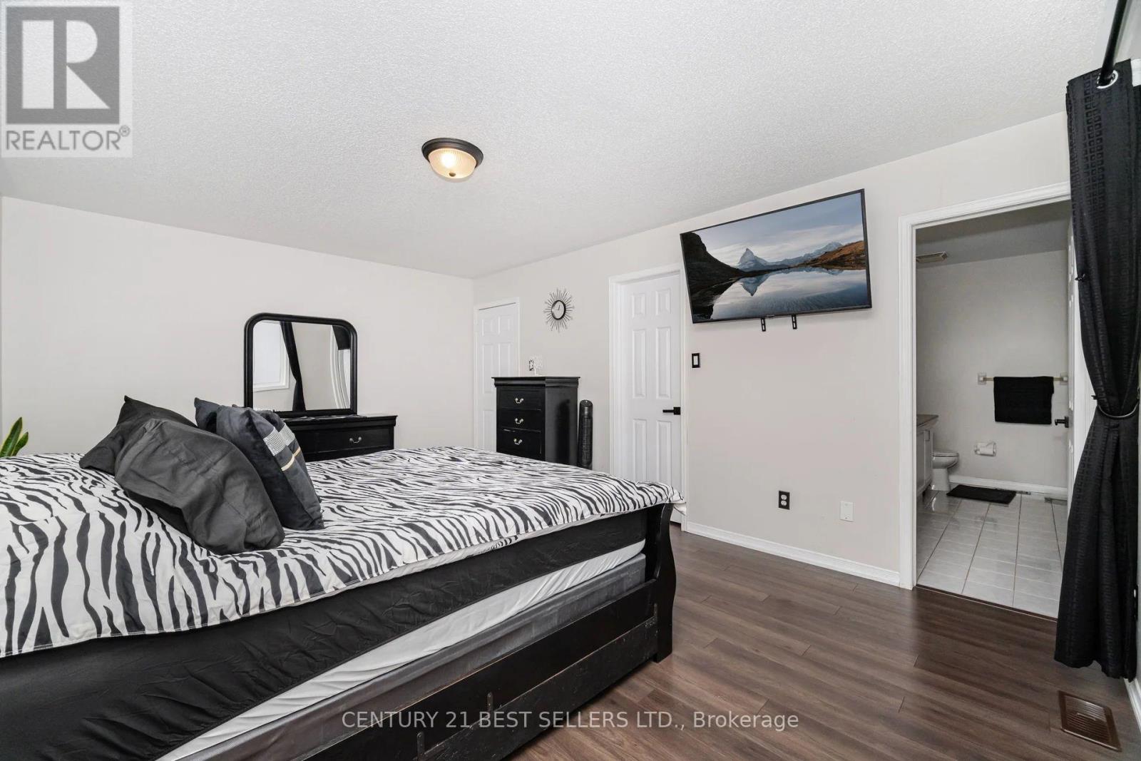 416 Duncan Lane, Milton, Ontario  L9T 0V3 - Photo 26 - W12429287