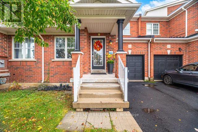 416 Duncan Lane, Milton, Ontario  L9T 0V3 - Photo 3 - W12429287