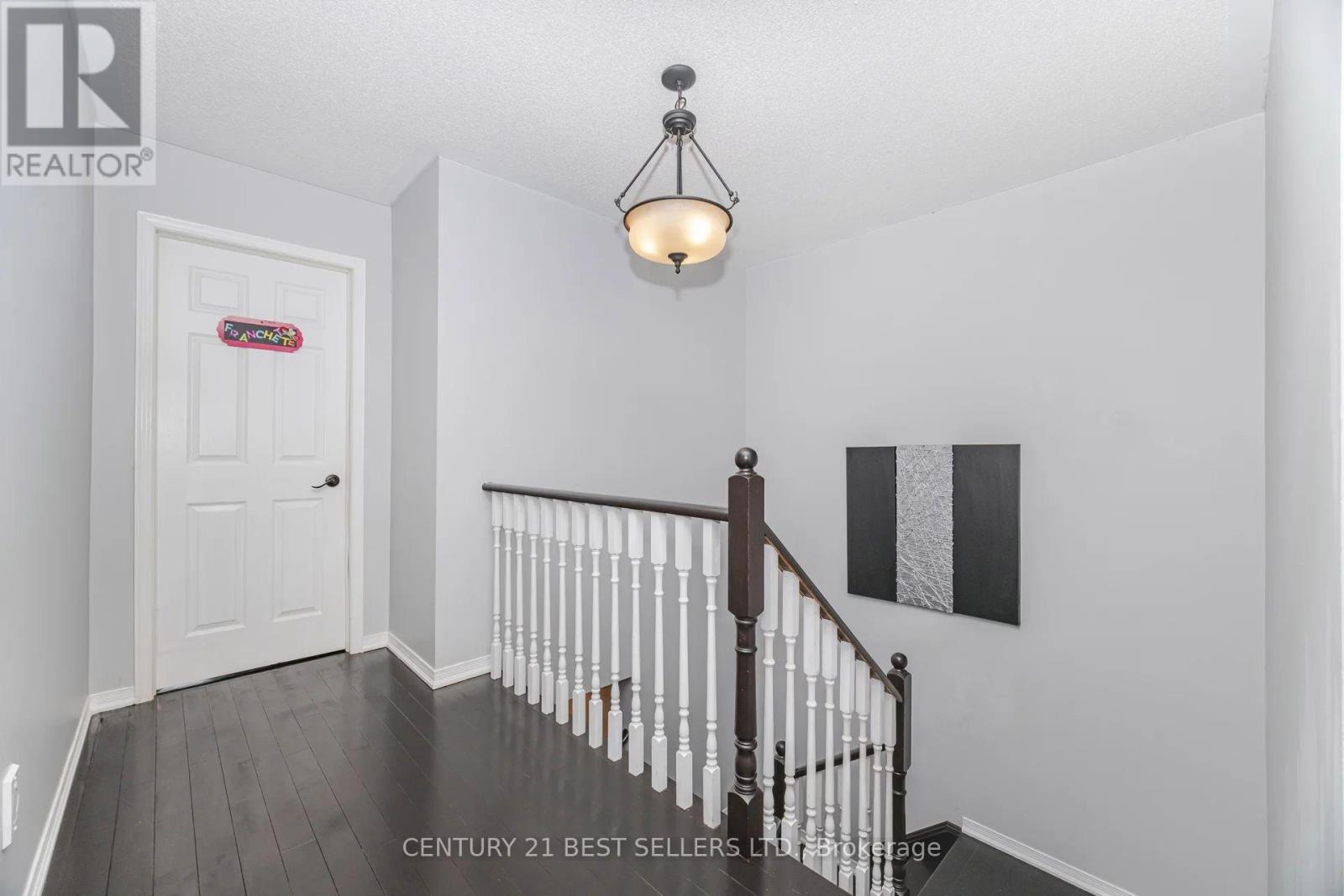 416 Duncan Lane, Milton, Ontario  L9T 0V3 - Photo 22 - W12429287