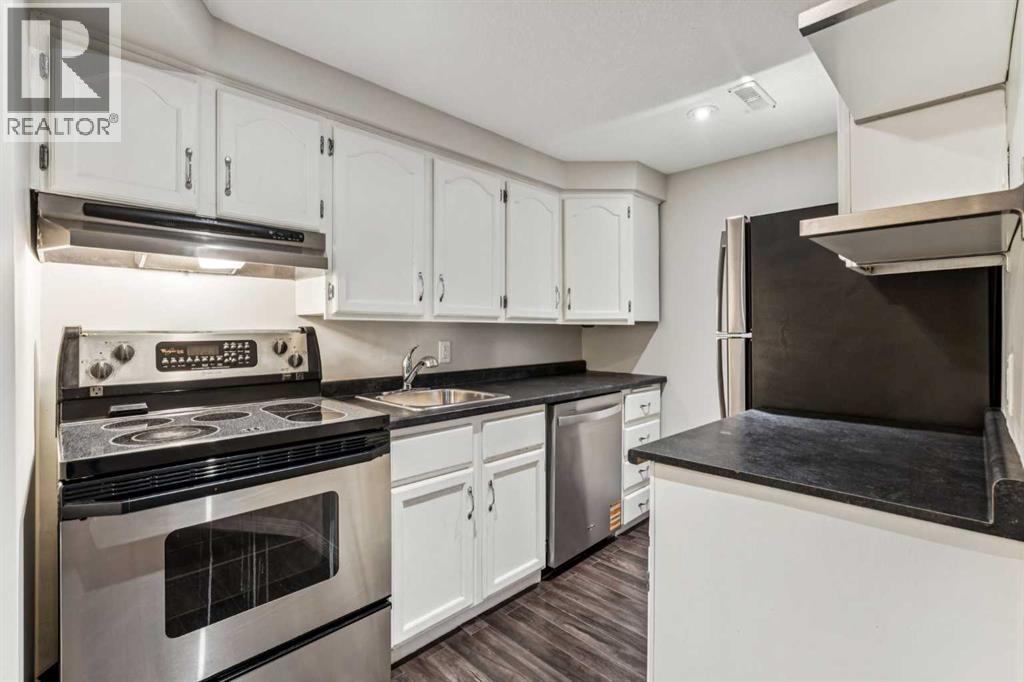439 Hendon Drive Nw, Calgary, Alberta  T2K 2A1 - Photo 29 - A2247777