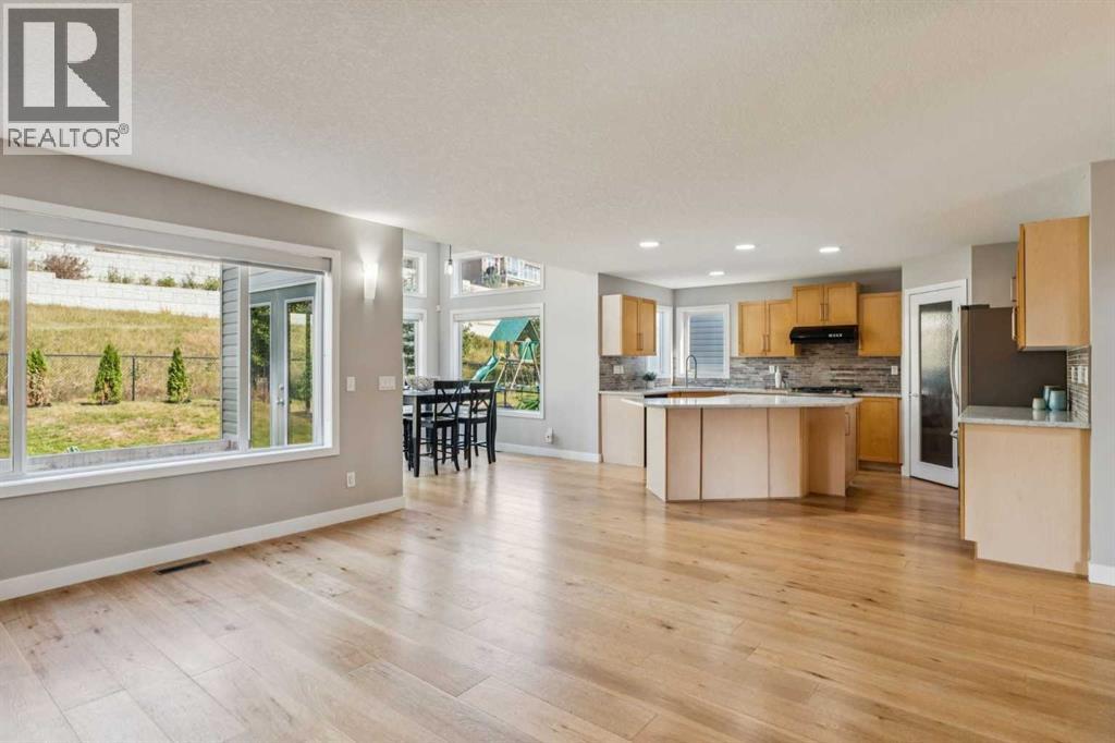 7728 Springbank Way Sw, Calgary, Alberta  T3H 4L8 - Photo 10 - A2249079