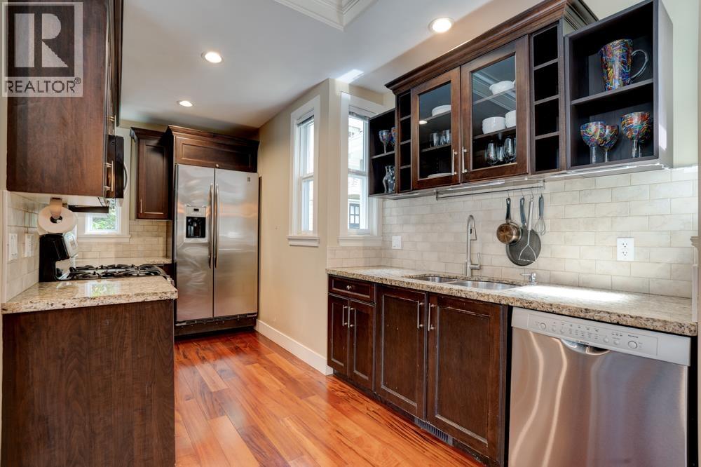 1626 St. Andrews Avenue, North Vancouver, British Columbia  V7L 3L6 - Photo 11 - R3047799