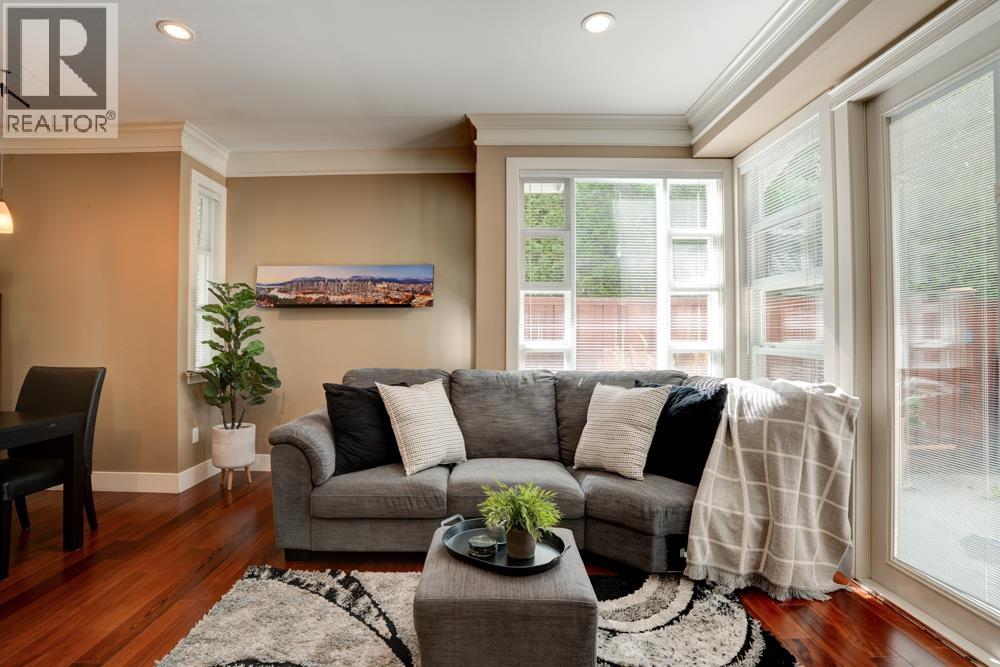 1626 St. Andrews Avenue, North Vancouver, British Columbia  V7L 3L6 - Photo 6 - R3047799