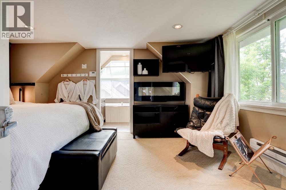 1626 St. Andrews Avenue, North Vancouver, British Columbia  V7L 3L6 - Photo 15 - R3047799