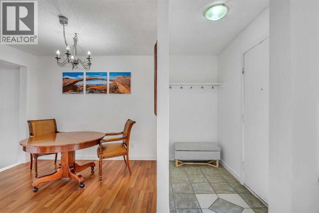 810, 120 Silvercreek Close Nw, Calgary, Alberta  T3B 4G5 - Photo 11 - A2255702