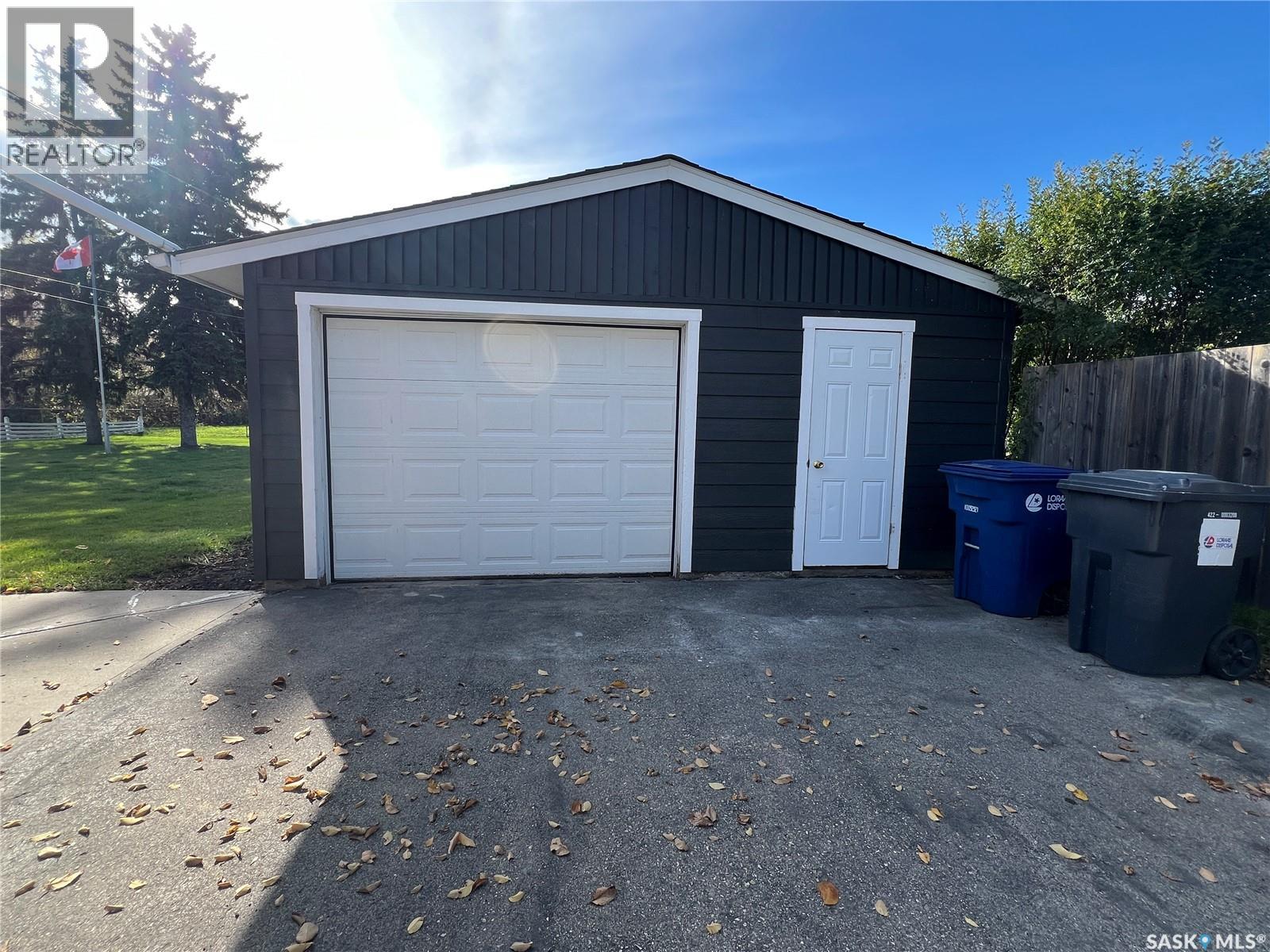 1121 Asquith Drive, Esterhazy, Saskatchewan  S0A 0X0 - Photo 3 - SK020189