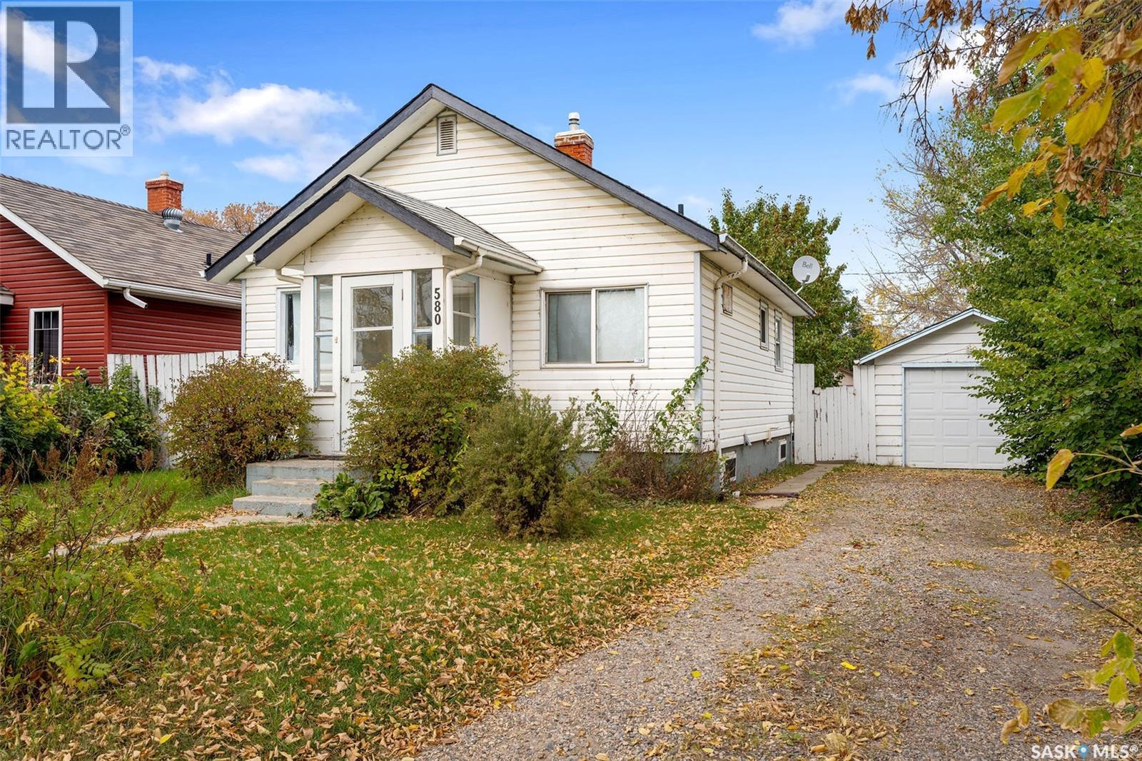 580 11th STREET E, Prince Albert, Saskatchewan