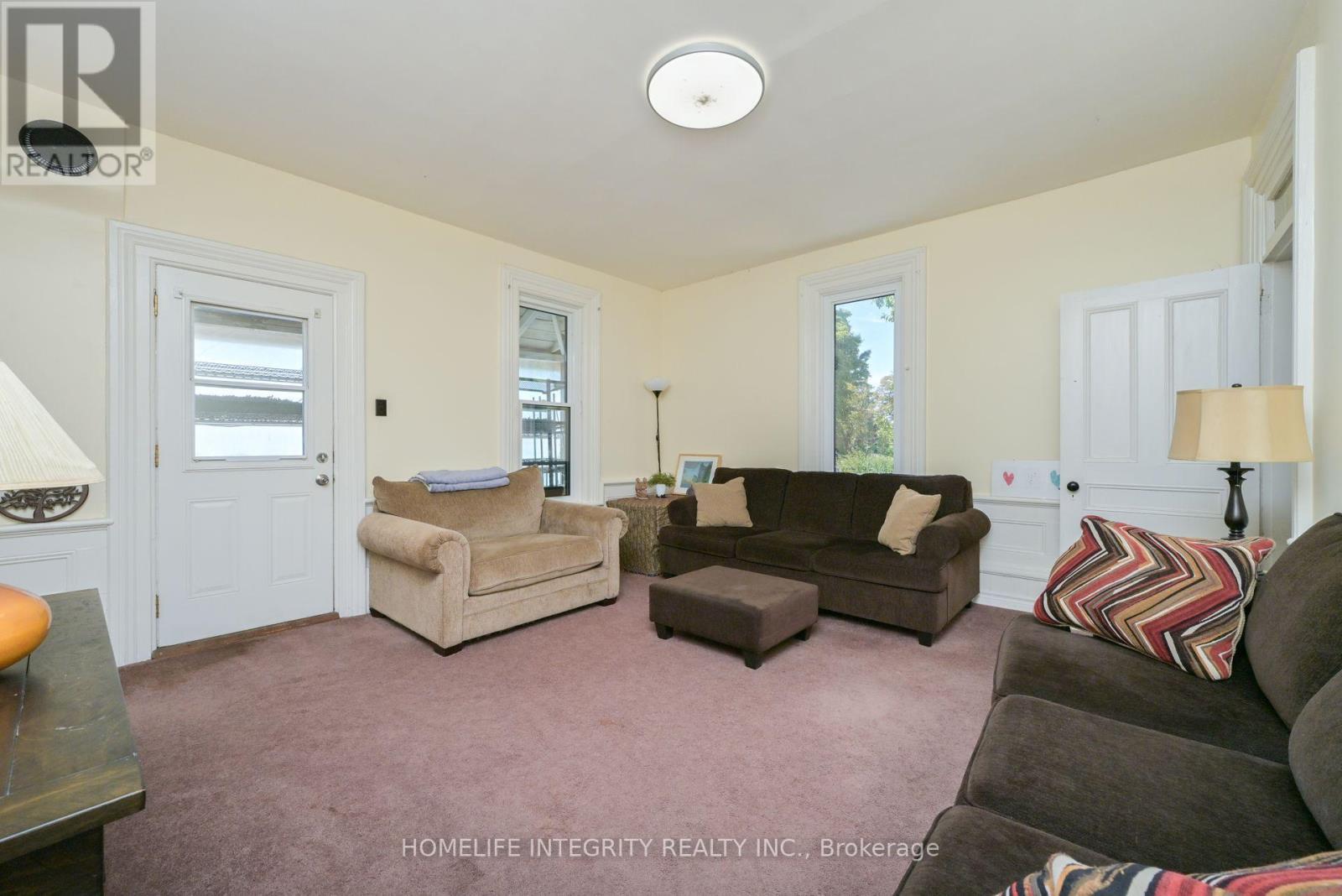 995305 Mono Adjala Townline, Adjala-Tosorontio, Ontario  L9R 1V1 - Photo 8 - N12417163