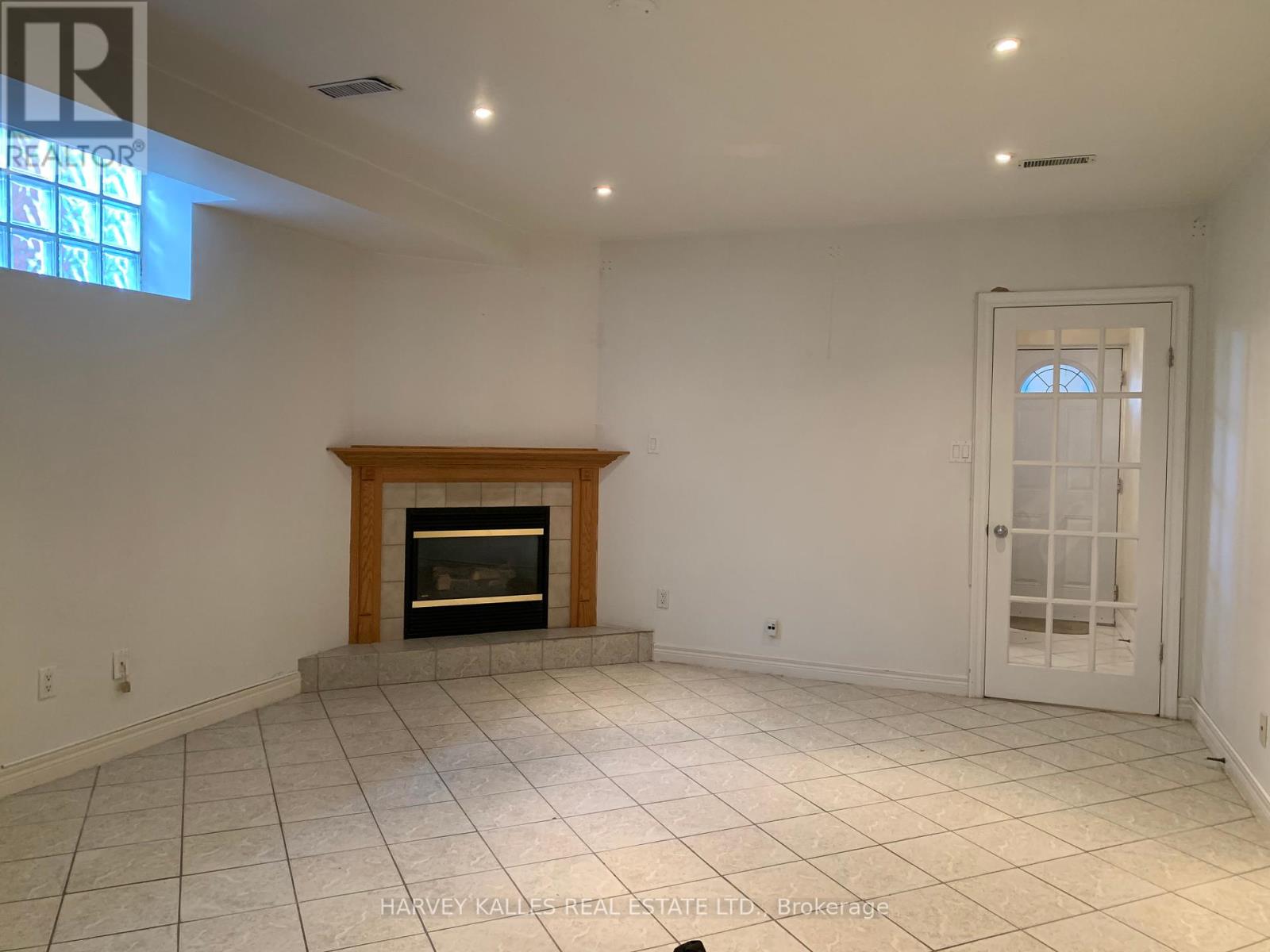 4 Corbett Avenue, Toronto, Ontario  M6N 1V1 - Photo 26 - W12446353