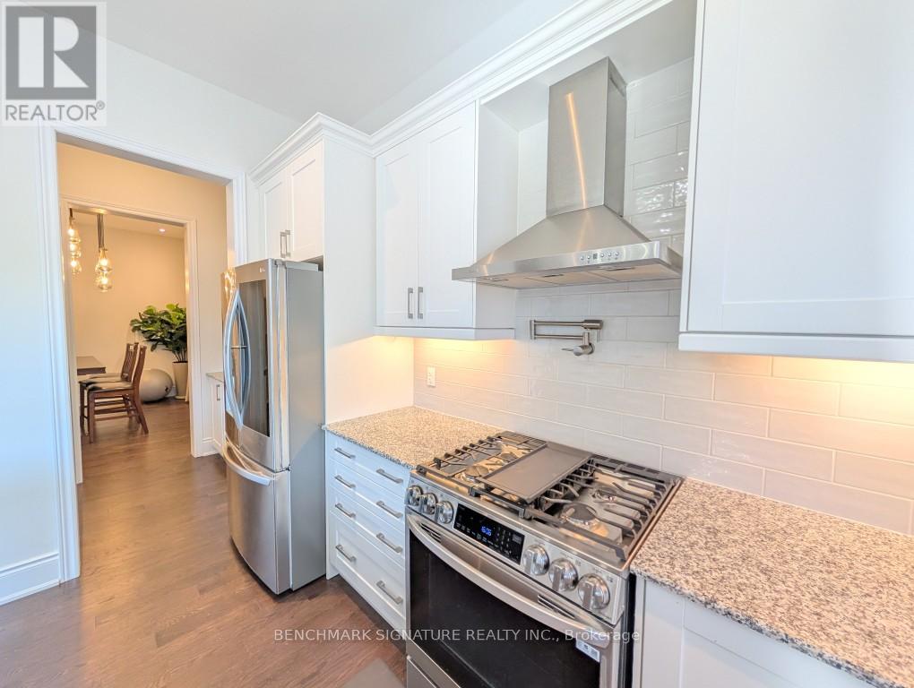 192 Sunset Vista Court, Aurora, Ontario  L4G 3Y1 - Photo 14 - N12445890