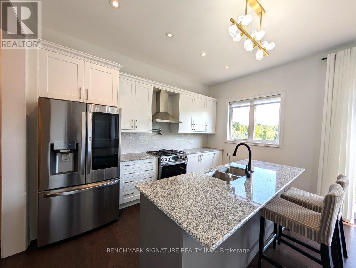 192 Sunset Vista Court, Aurora, Ontario  L4G 3Y1 - Photo 15 - N12445890