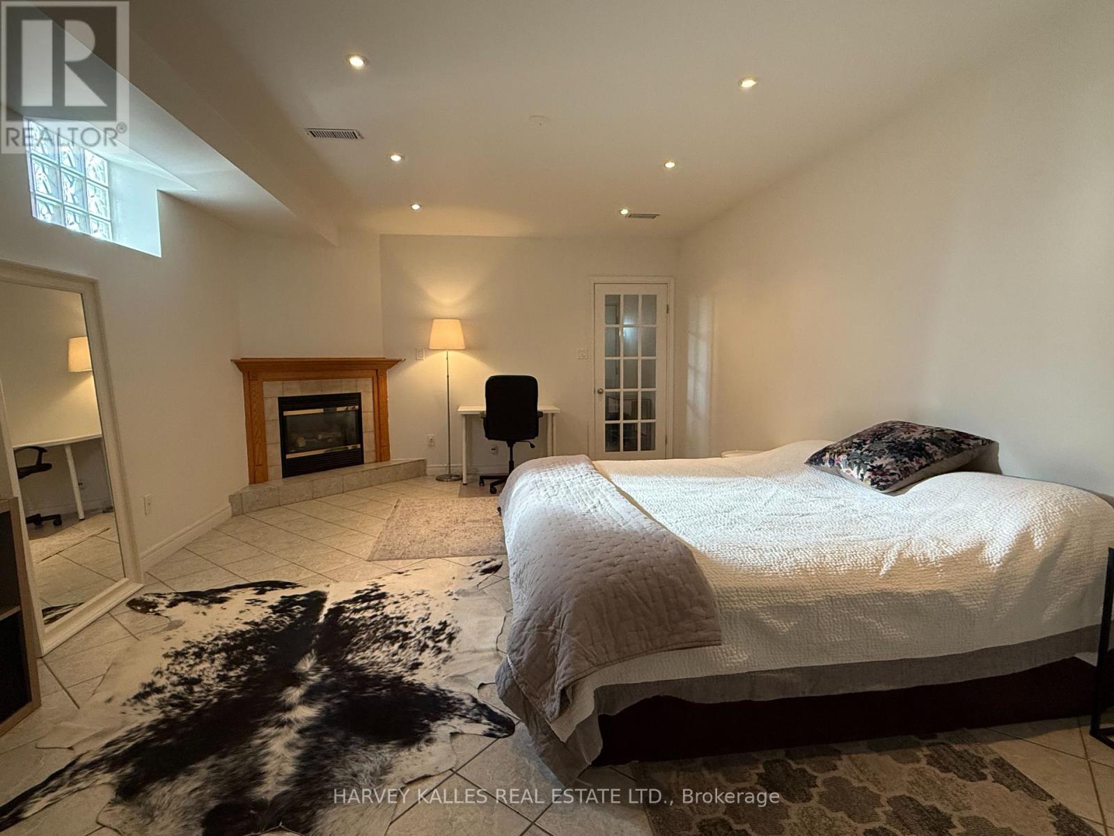 4 Corbett Avenue, Toronto, Ontario  M6N 1V1 - Photo 25 - W12446353