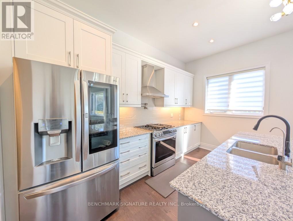 192 Sunset Vista Court, Aurora, Ontario  L4G 3Y1 - Photo 16 - N12445890
