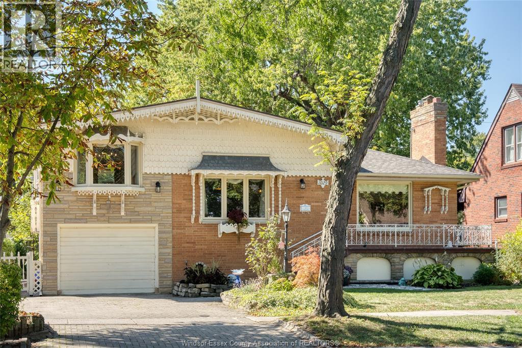 MLS# 25025364: 1029 JANISSE, Windsor, Canada