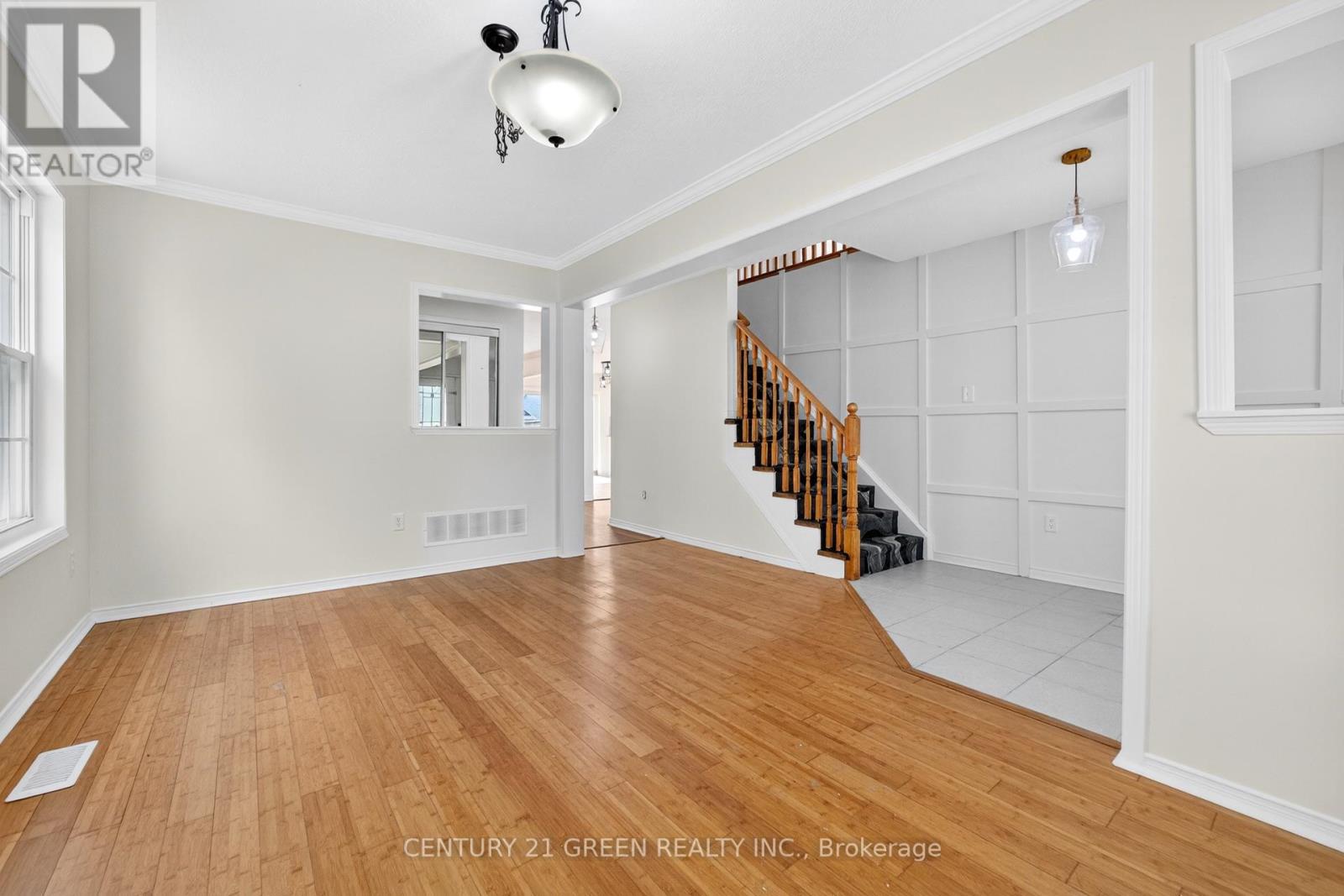 110 Hunter Way, Brantford, Ontario  N3T 0B1 - Photo 8 - X12414676