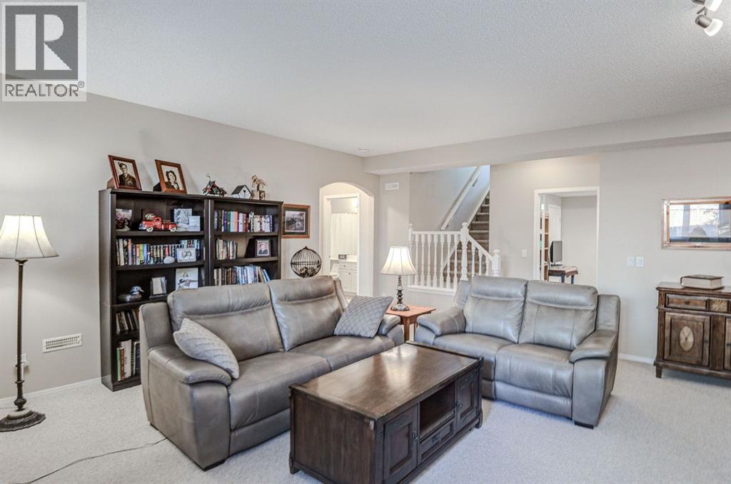 78 Shannon Estates Terrace Sw, Calgary, Alberta  T2Y 4C6 - Photo 27 - A2259838