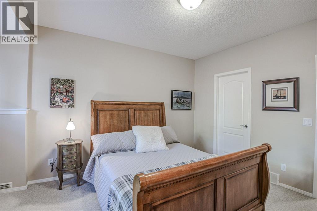 78 Shannon Estates Terrace Sw, Calgary, Alberta  T2Y 4C6 - Photo 31 - A2259838