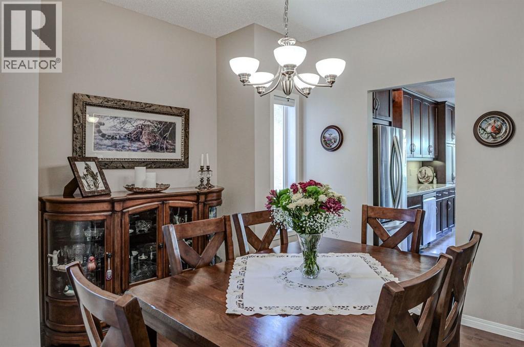 78 Shannon Estates Terrace Sw, Calgary, Alberta  T2Y 4C6 - Photo 13 - A2259838
