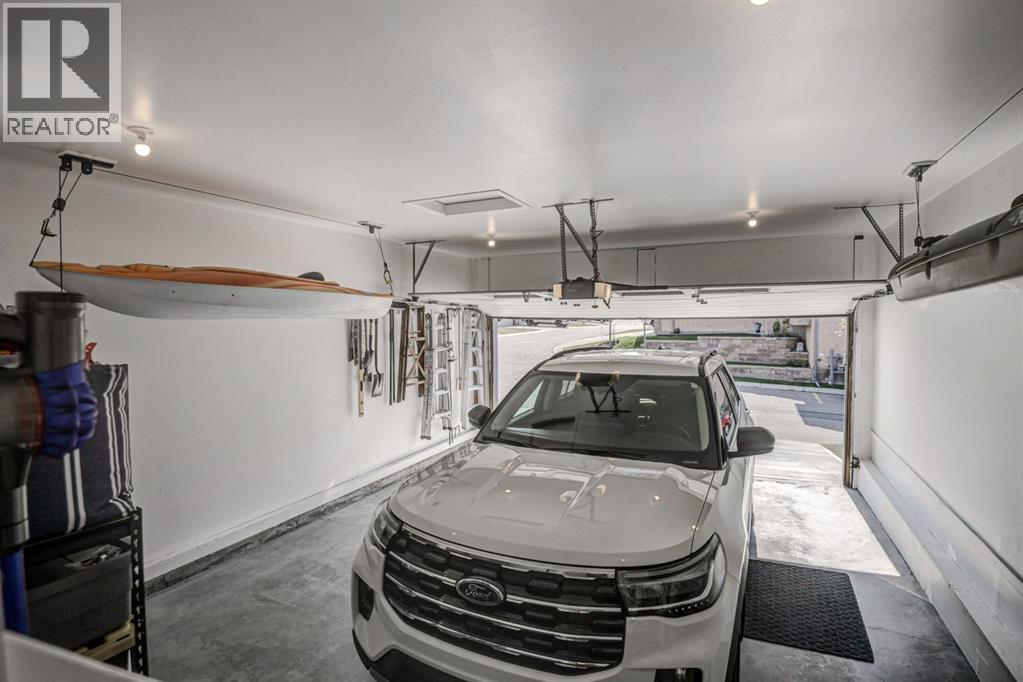 78 Shannon Estates Terrace Sw, Calgary, Alberta  T2Y 4C6 - Photo 38 - A2259838