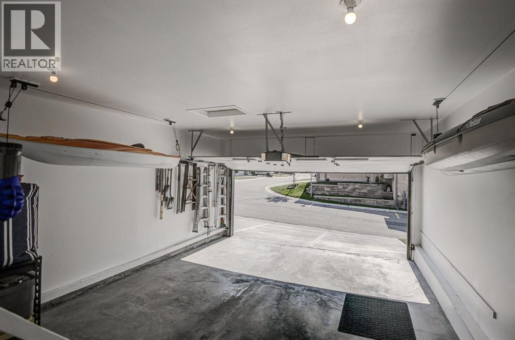 78 Shannon Estates Terrace Sw, Calgary, Alberta  T2Y 4C6 - Photo 37 - A2259838