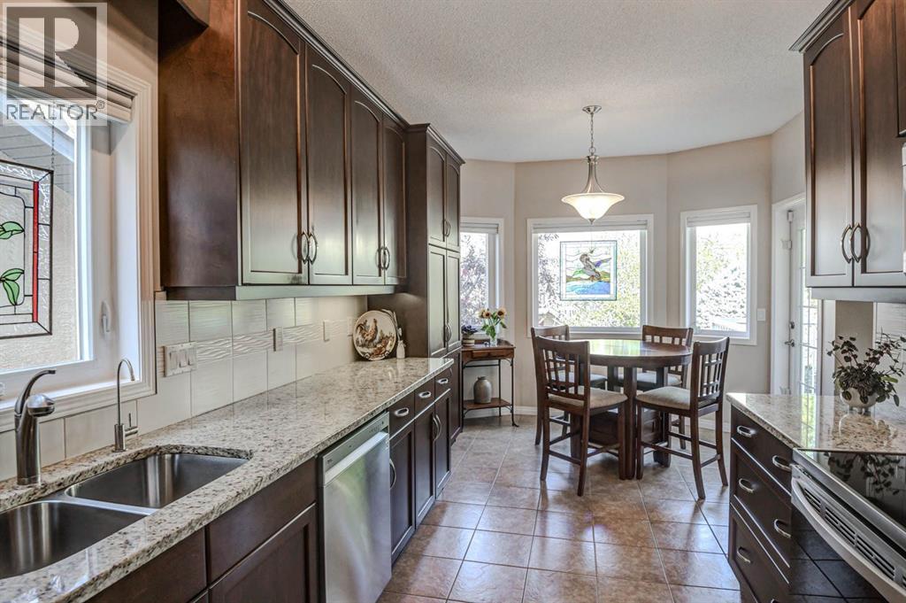 78 Shannon Estates Terrace Sw, Calgary, Alberta  T2Y 4C6 - Photo 14 - A2259838