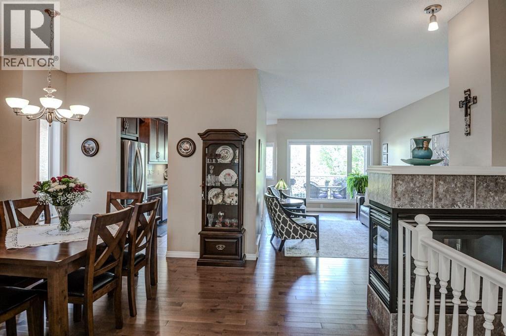 78 Shannon Estates Terrace Sw, Calgary, Alberta  T2Y 4C6 - Photo 3 - A2259838