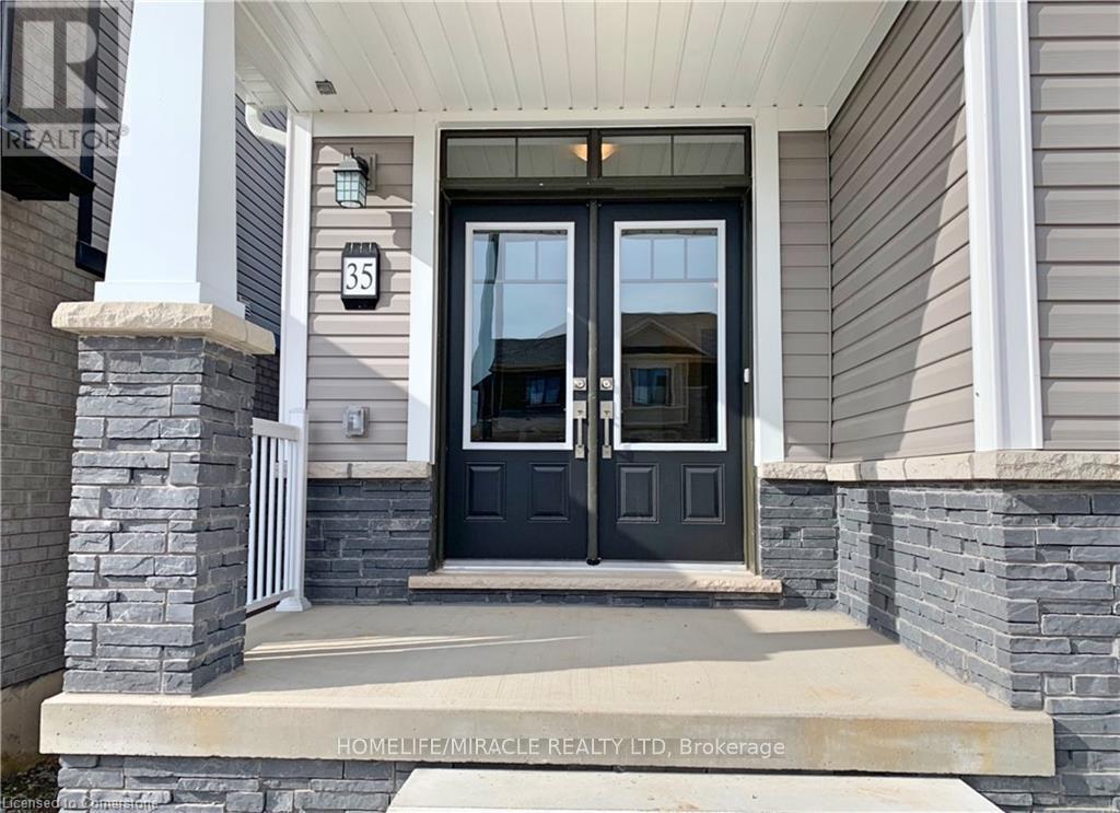 35 Santos Drive, Haldimand, Ontario  N3W 0H2 - Photo 2 - X12426045