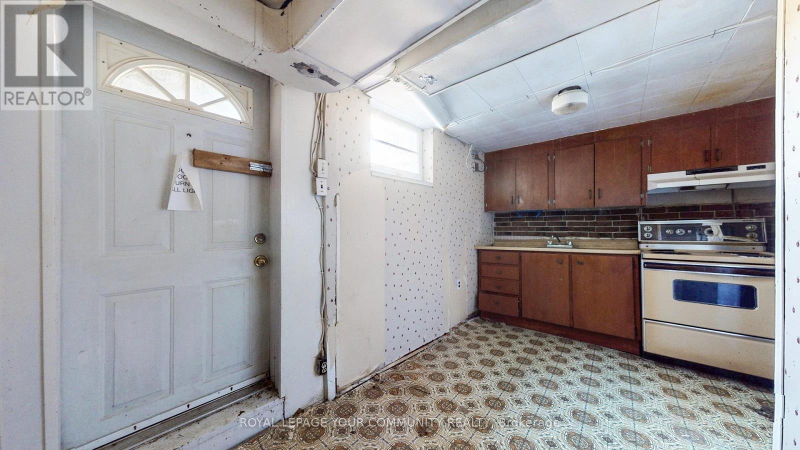 480 Ellerslie Avenue, Toronto, Ontario  M2R 1C4 - Photo 23 - C12441006