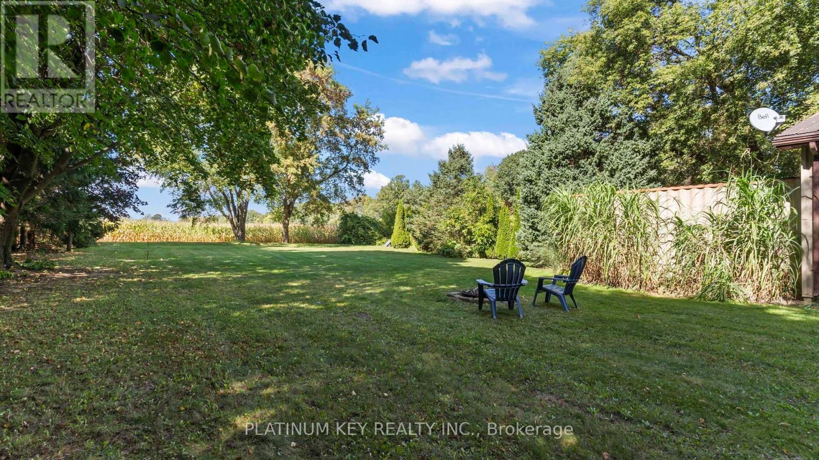 8846 Glendon Drive, Strathroy-Caradoc, Ontario  N0L 1W0 - Photo 34 - X12447279