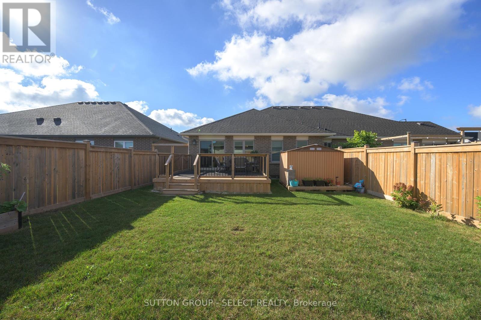 3 Harlequin Court, St. Thomas, Ontario  N5R 0L5 - Photo 5 - X12447283