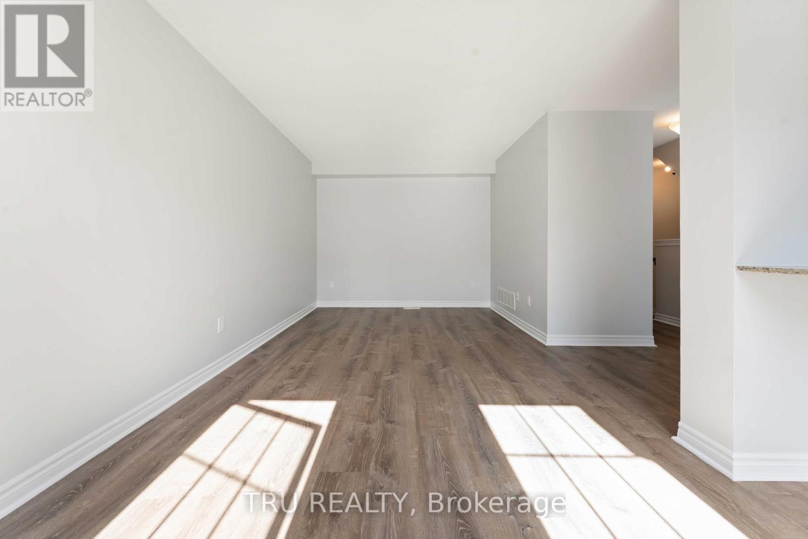 544 Snow Goose Street, Ottawa, Ontario  K2J 6C7 - Photo 11 - X12445628