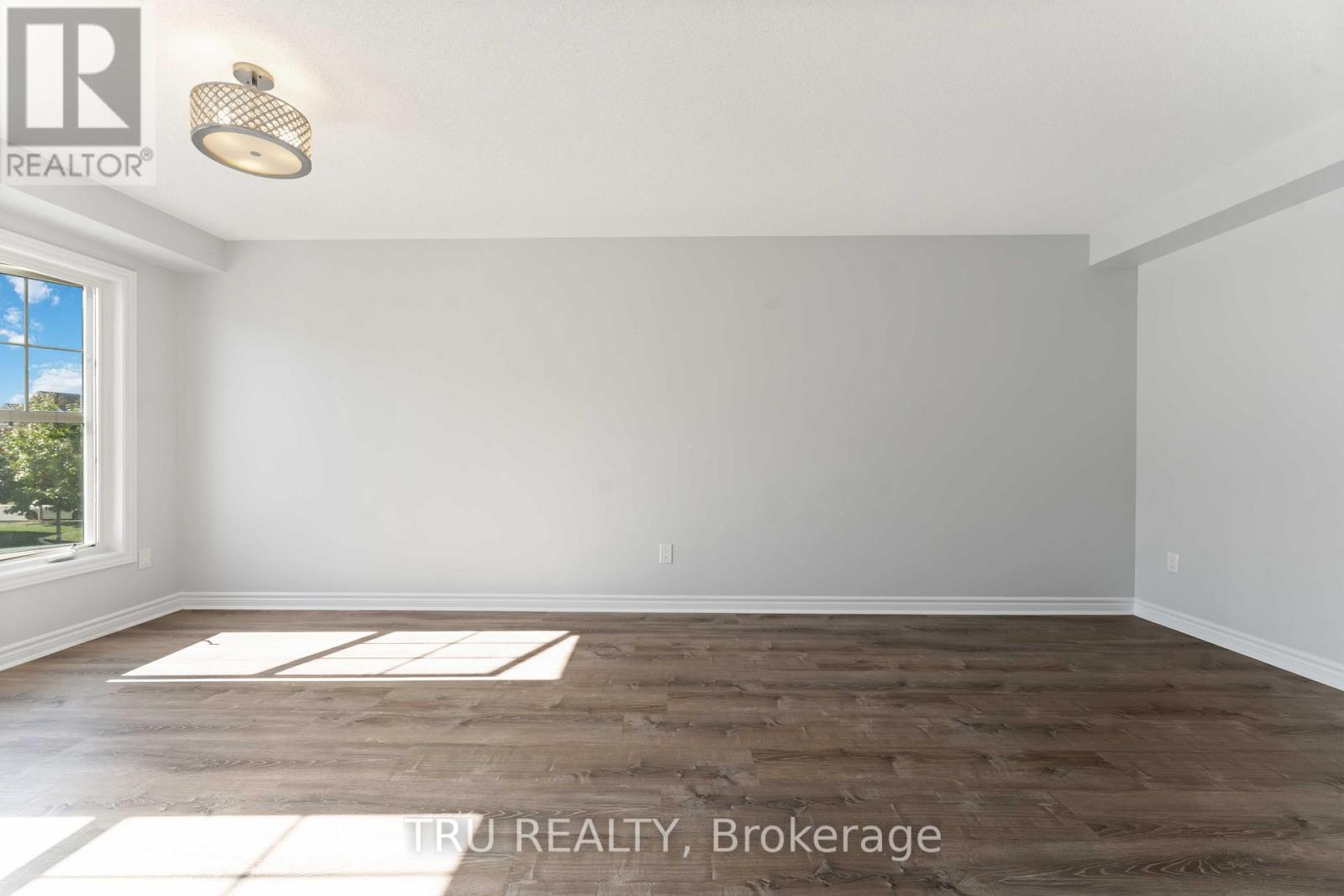 544 Snow Goose Street, Ottawa, Ontario  K2J 6C7 - Photo 4 - X12445628