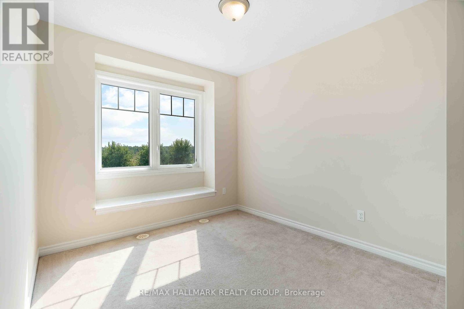 164 Sunshine Crescent, Ottawa, Ontario  K4A 0V3 - Photo 17 - X12447296