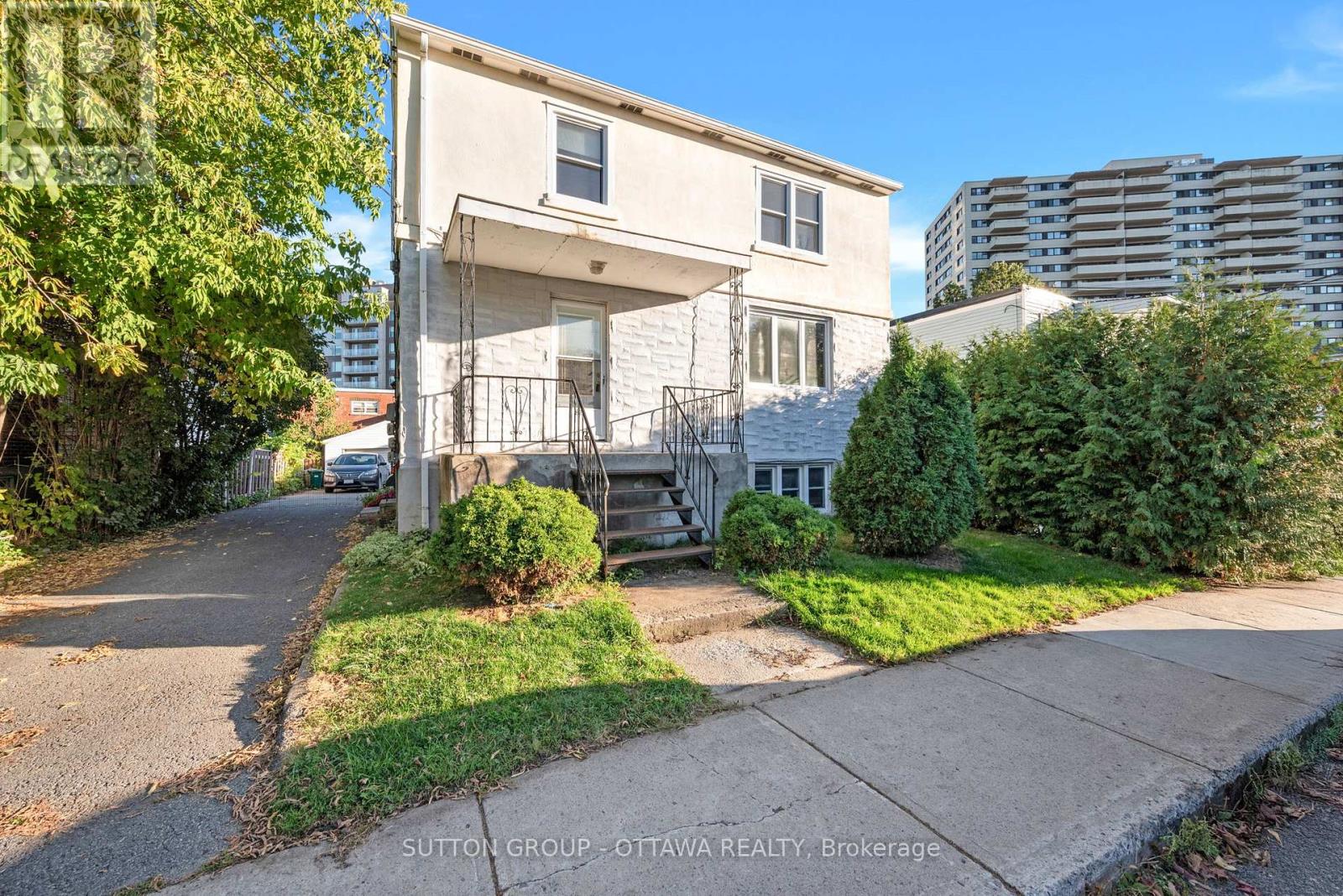 82 GENEST STREET, Ottawa, Ontario