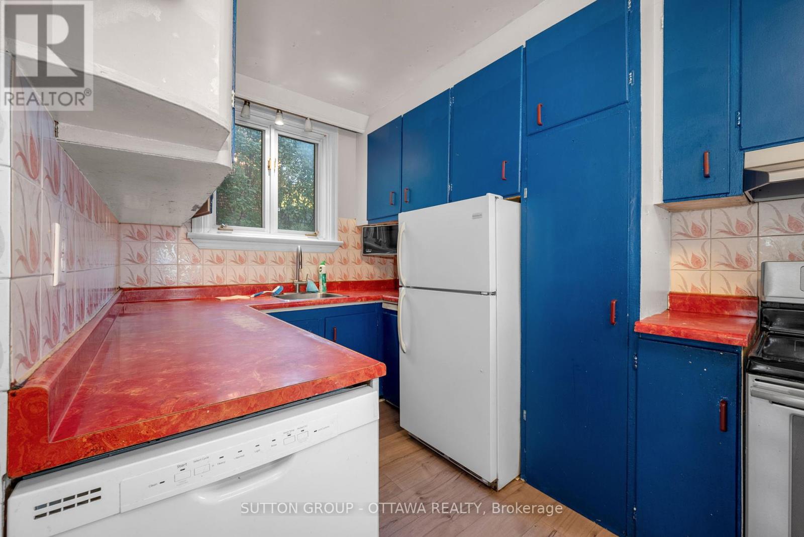 82 Genest Street, Ottawa, Ontario  K1L 7Z2 - Photo 17 - X12447309