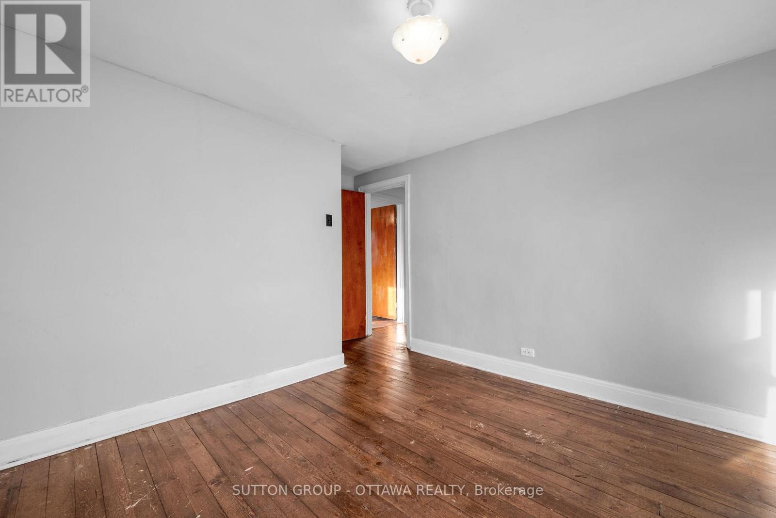 82 Genest Street, Ottawa, Ontario  K1L 7Z2 - Photo 31 - X12447309