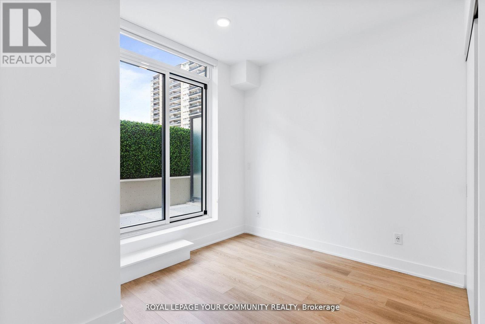 305 - 200 Redpath Avenue, Toronto, Ontario  M4P 0E6 - Photo 4 - C12447100