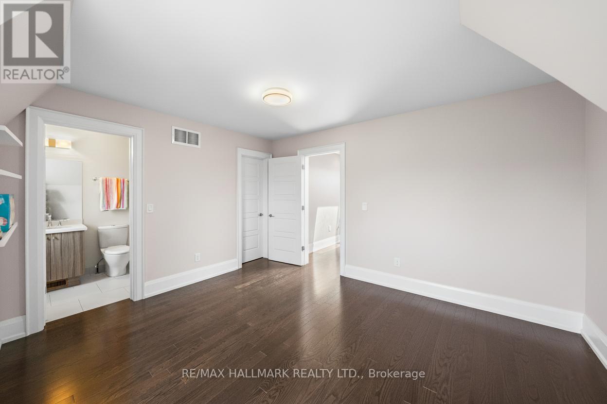 19 Hycrest Avenue, Toronto (Willowdale East), Ontario  M2N 5G2 - Photo 23 - C12447137