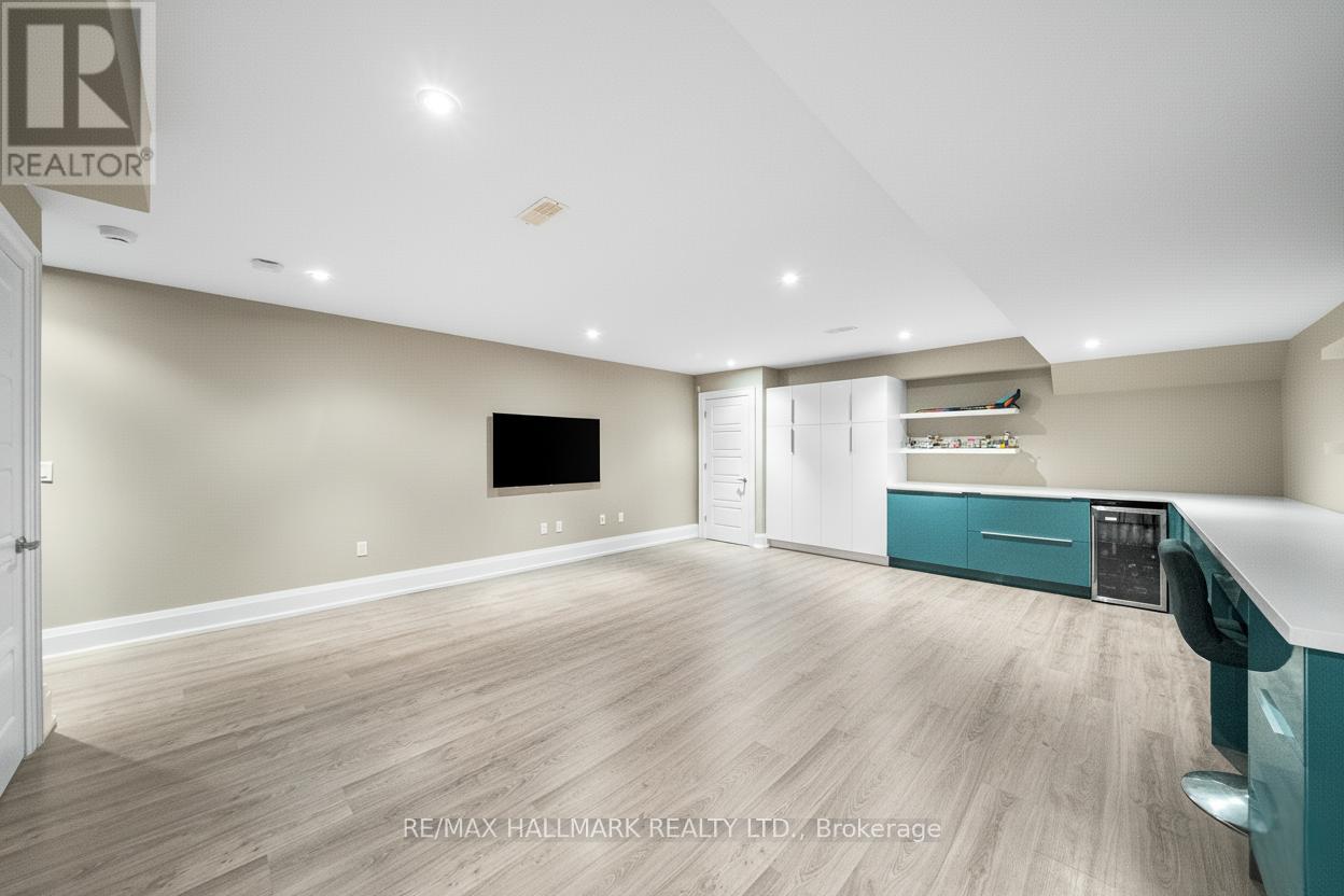19 Hycrest Avenue, Toronto (Willowdale East), Ontario  M2N 5G2 - Photo 36 - C12447137